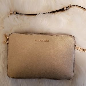 Michael Kors MK Metallic Jet Set Large Crossbody